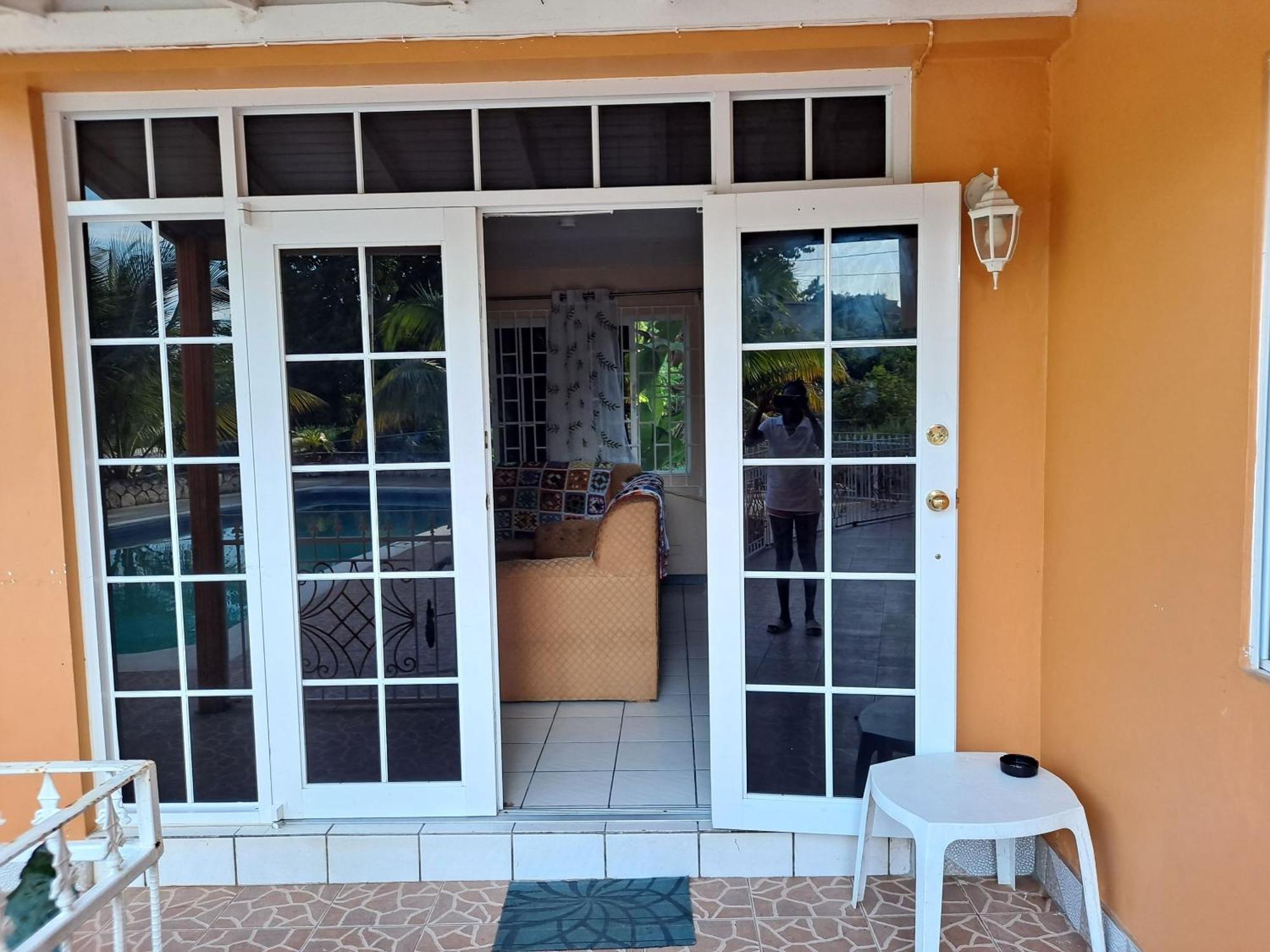 Chaudhry Holiday House Montego Bay Exteriör bild